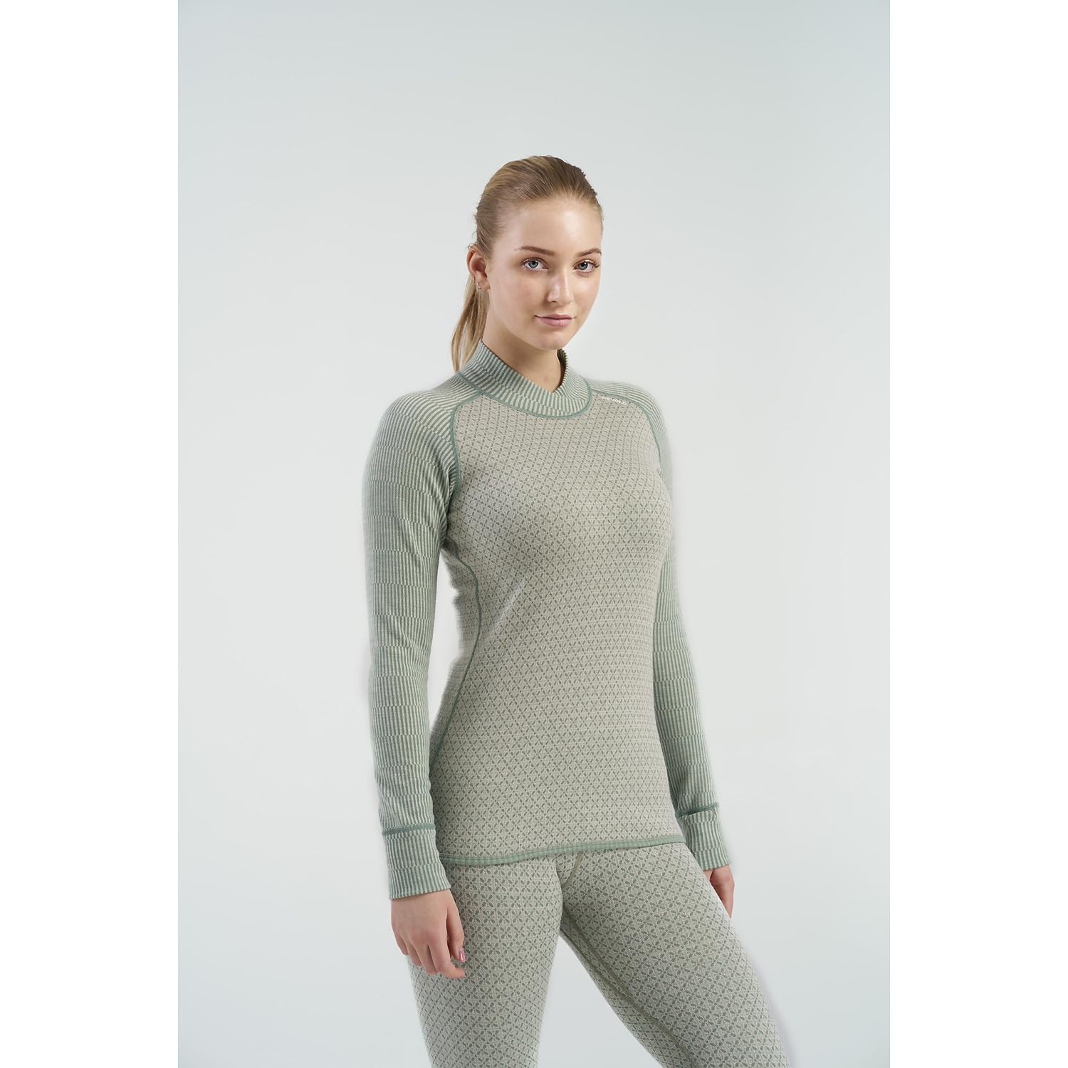 Devold Koszulka Kobiety Kvitegga Merino 230 C.neck