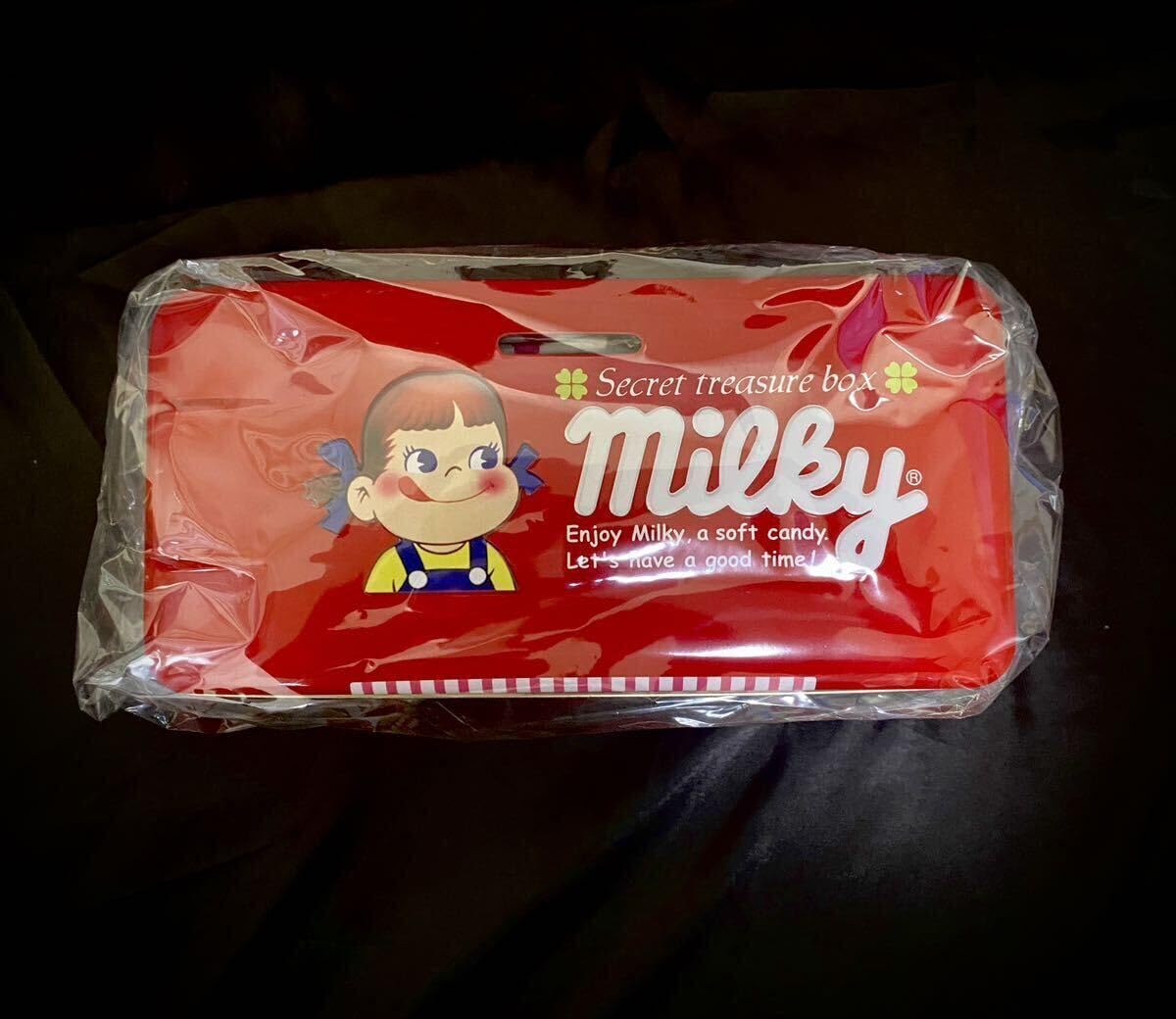 Amazon.co.jp: 不二家 ペコちゃん 秘密の宝箱 キャンディバス 貯金箱