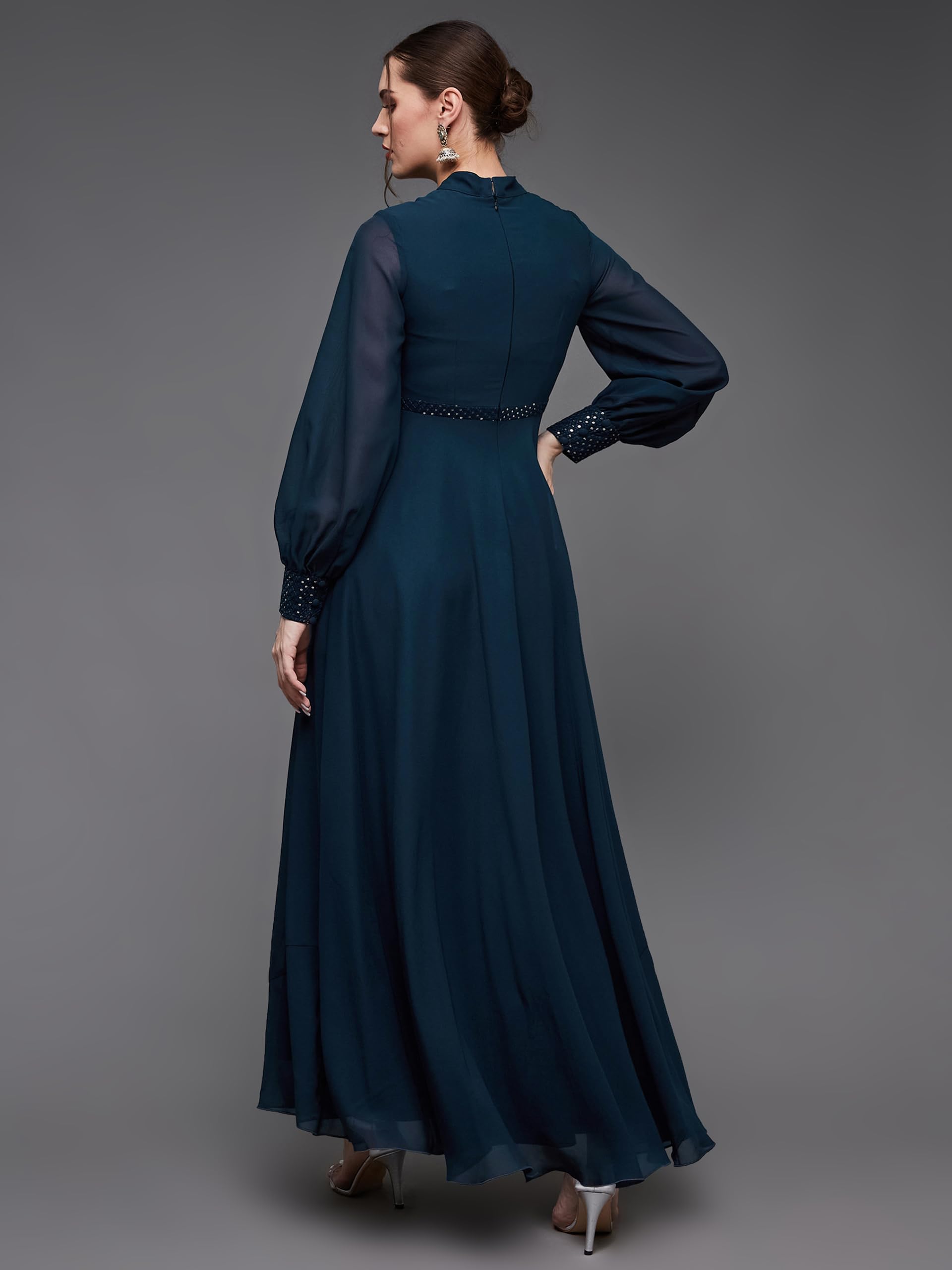 Miss Chase Maxi abito svasato da donna con scollo rotondo e maniche