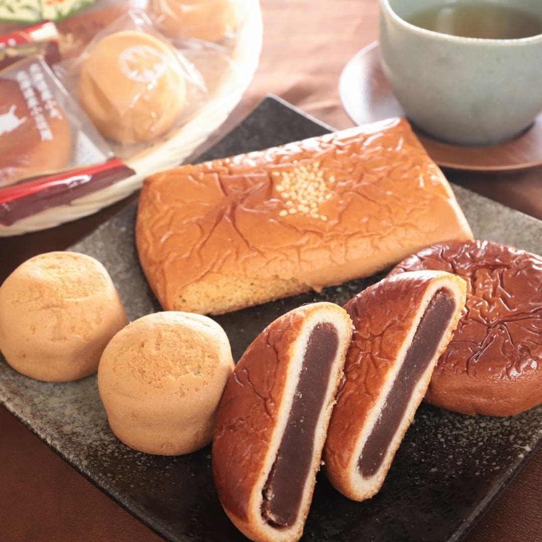 Amazon.co.jp 月寒あんぱん 詰め合わせ (月寒あんぱん5種セット ツキサップあんぱん2種 6個入 月寒まんじゅう10個入 みそ