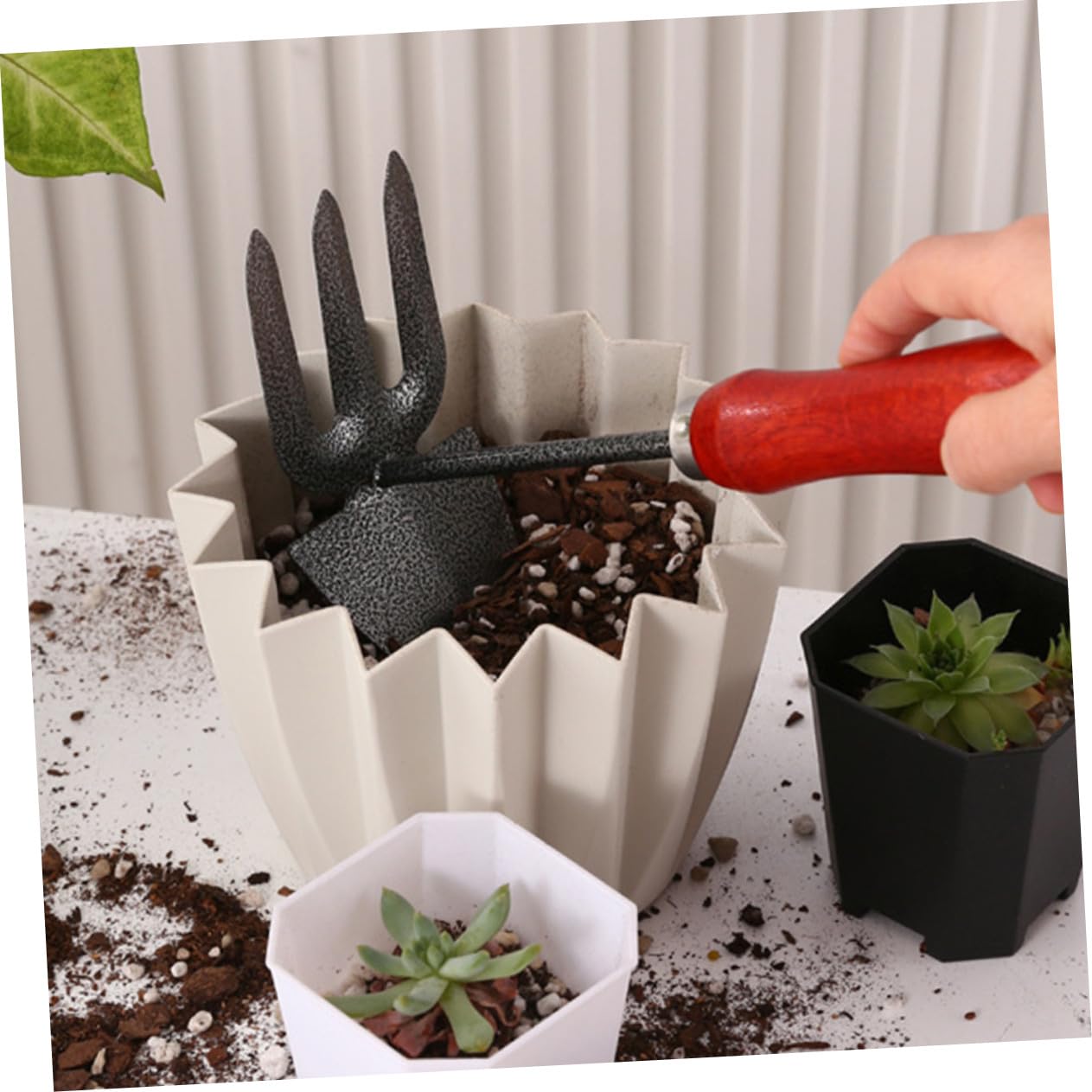 SUPVOX Kit Outillage Jardinage Multifonction Râteaux et Pelle Légère Anti Fleurs et Légumes Portable et Entretien Extérieur Facile