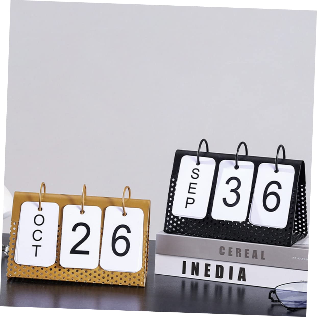 Lurrose 5stücke Metall Tischkalender Minimalistischer -kalender Für Schreibtisch Und Büro Eisenkonstruktion Drehbar Stilvolles Für Zuhause Und Arbeitsplatz