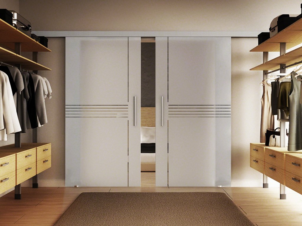 Glas Schiebetür 2050x2050 mm Dessin: Idea feine Streifen (I) Sadora® SlimLine-System komplett Laufschiene und Griffstange beidseitig. ESG-Sicherheitsglas in sehr hochwertiger Qualität