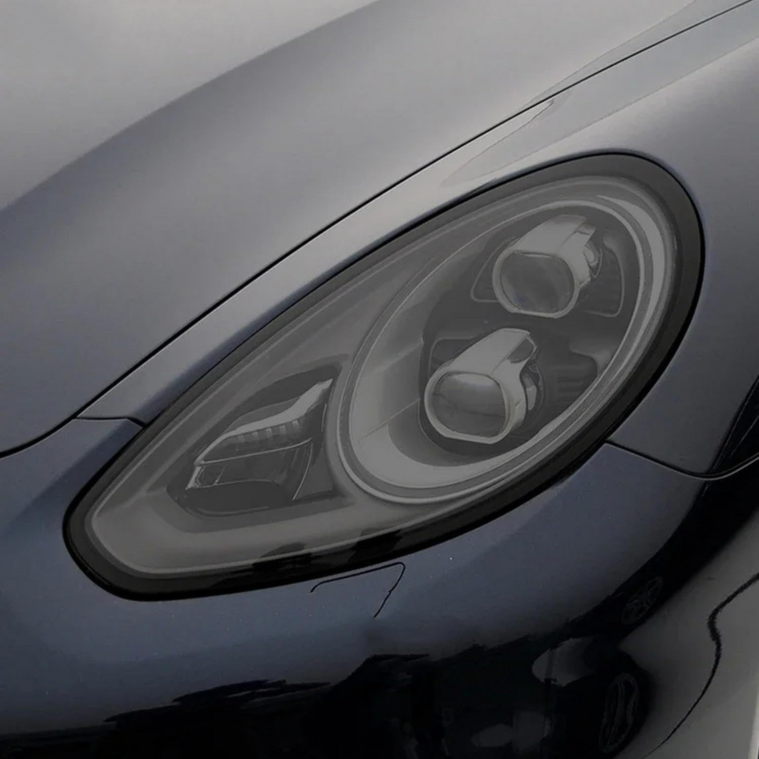 Film de protection phare voiture Porsche Panamera voyage serein