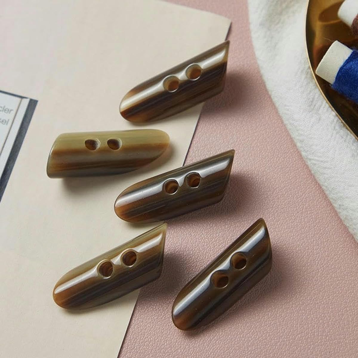 40 * 13MM 20/50PCS Bottoni grandi in resina Fish Eye per cardigan Bottoni verde oliva Bottoni vintage per giacche a vento Maglieria Caffè bianco-caffè-50 pezzi
