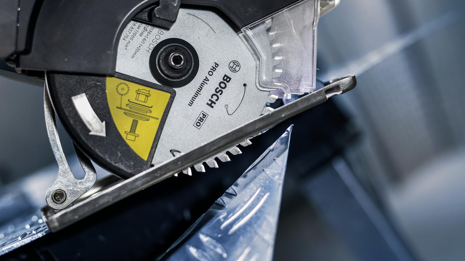 Bosch 1x Tarcza pilarska PRO Aluminium do bezprzewodowych ręcznych pilarek tarczowych (do Aluminiowy, Metale nieżelazne, Ø mm, Professional Akcesoria Ręczna pilarka tarczowa)