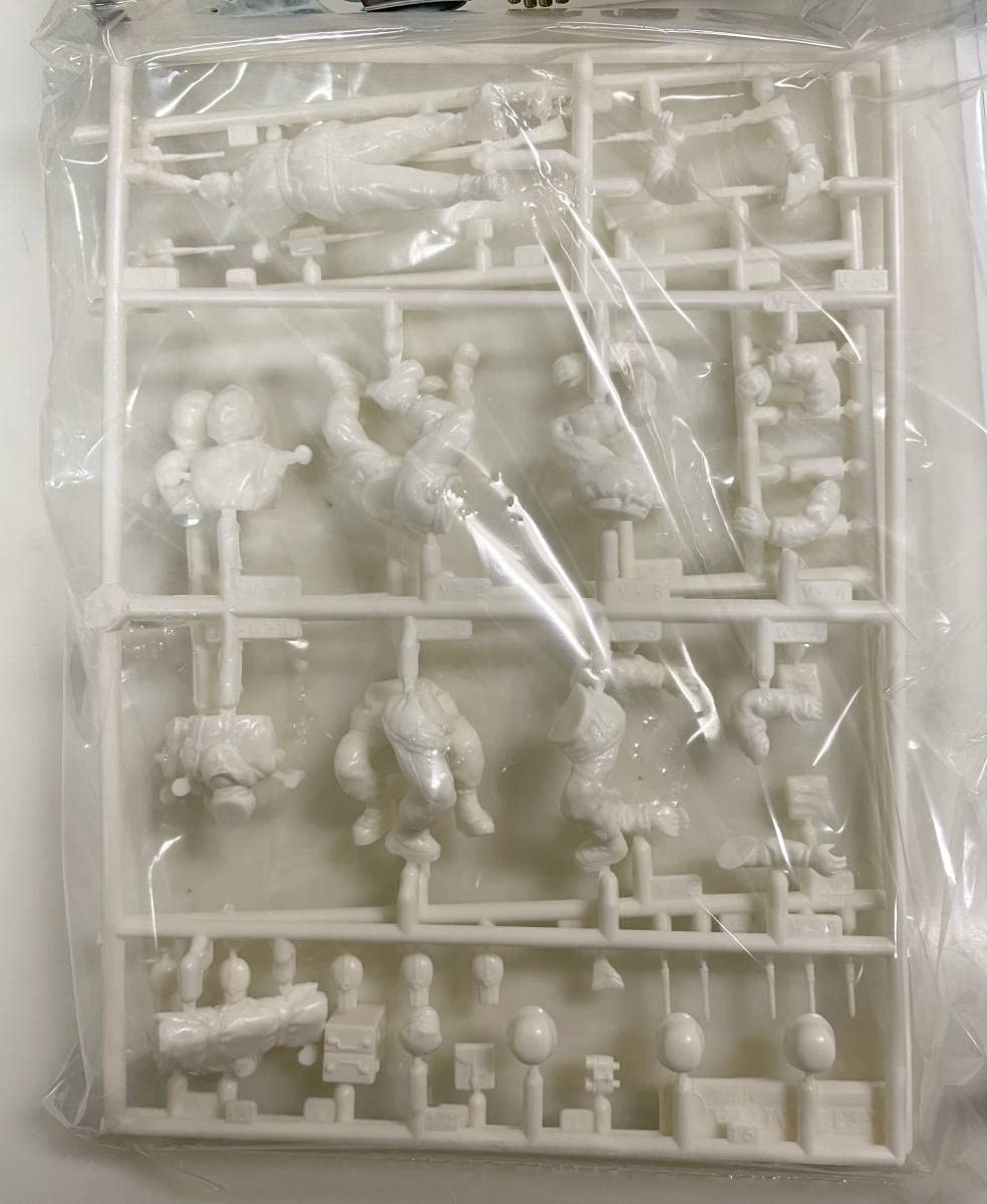 Amazon | 内袋未開封 未組立品 タミヤ 1/35 生産休止品 ドイツ 高射砲