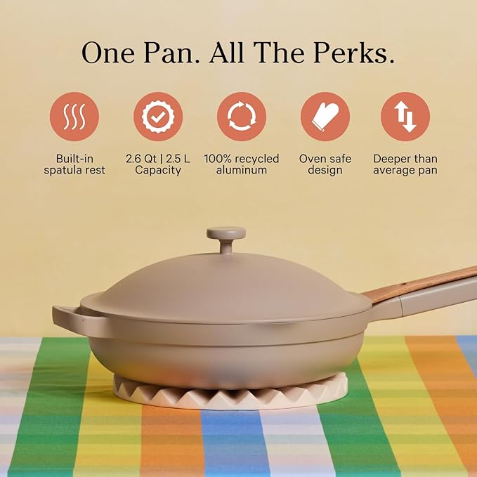 Constructed from aluminum, the Always Pan 2.0 ensures quick and even heat distribution, making it efficient for a variety of cooking techniques. Its compatibility with all stovetops, including induction, and its oven-safe capability up to 232°C, adds to its versatility. This makes it an excellent choice for users looking for an all-in-one solution that can handle different cooking methods seamlessly, from stovetop to oven.