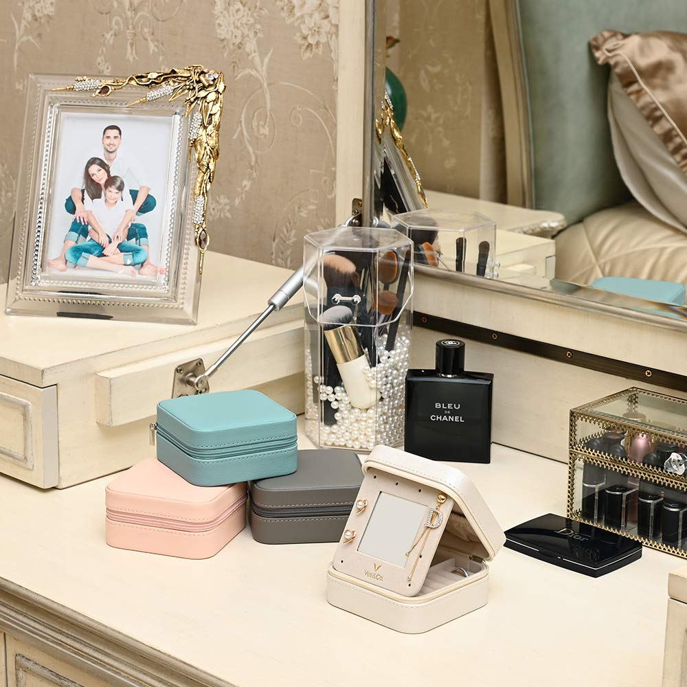 Dior アクセサリーケース 24個引き出し付き Dior アクセサリーケース 24個引き出し付き 小物入れ Dior ピアス 収納