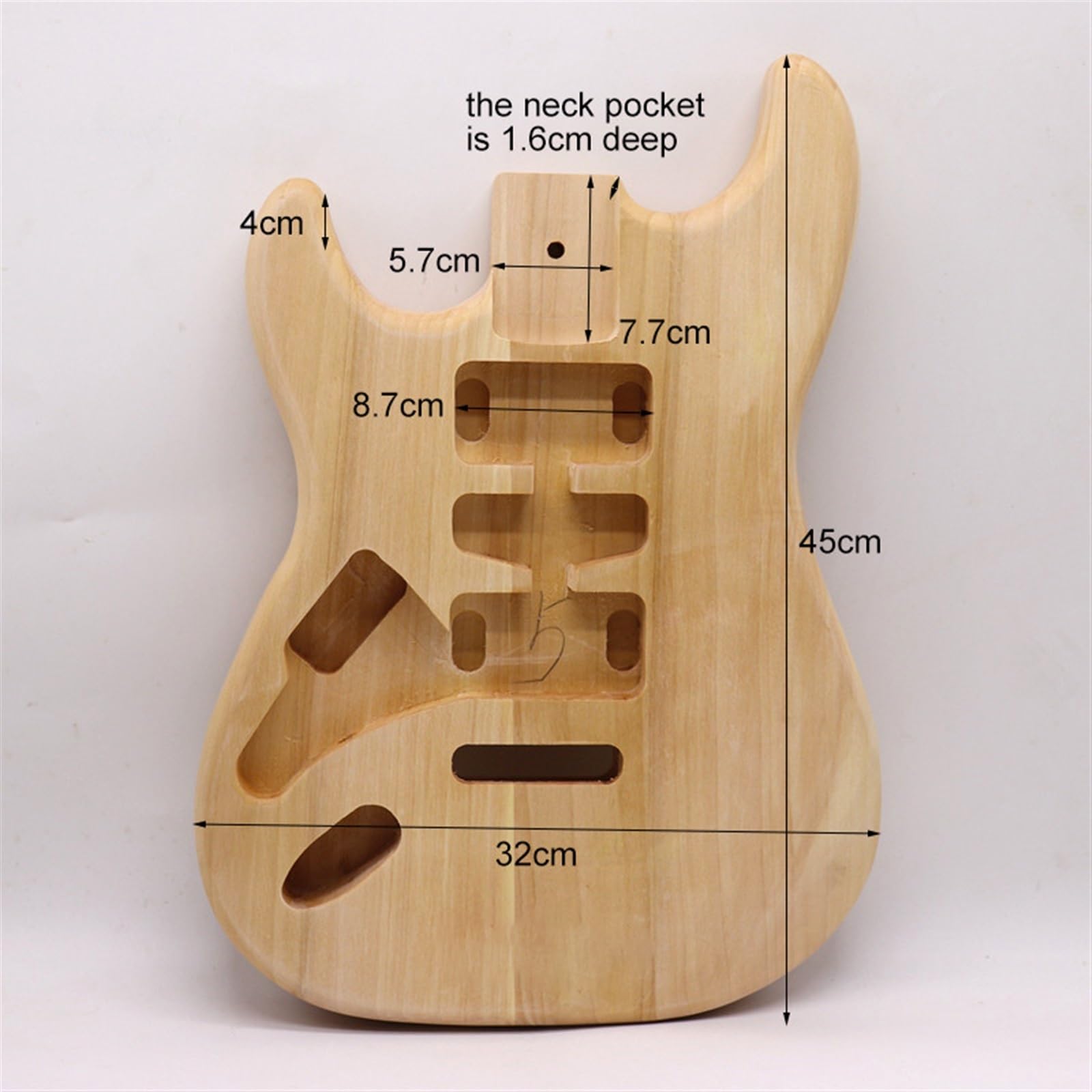 Amazon | ギター本体 ポプラボディ無垢材 3-4ピース 左利き用エレキ