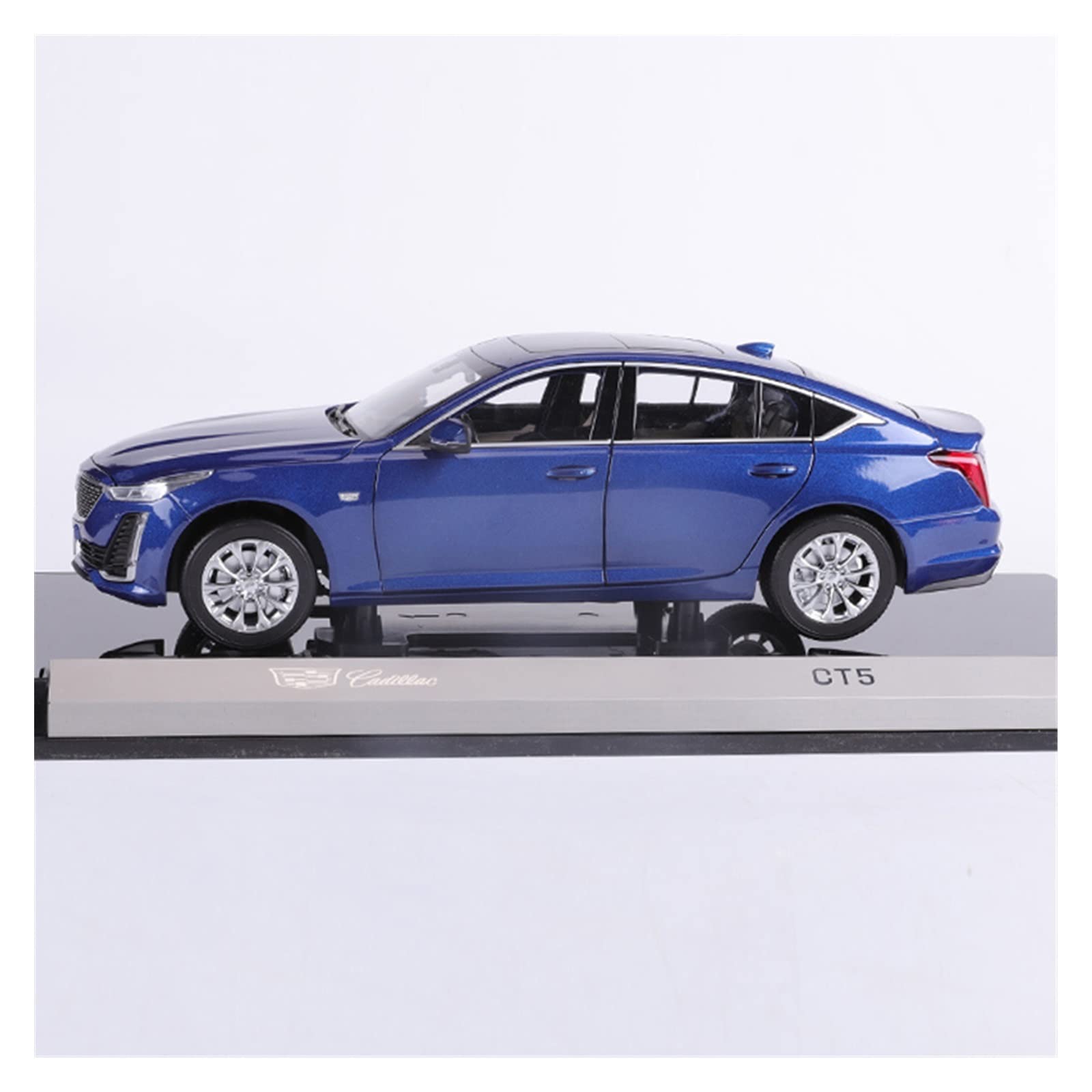 2台セット キャデラック CT5 ダイキャスト ミニカー ホワイト/ブラック 2台セット キャデラック CT5 ダイキャスト ミニカー ホワイト