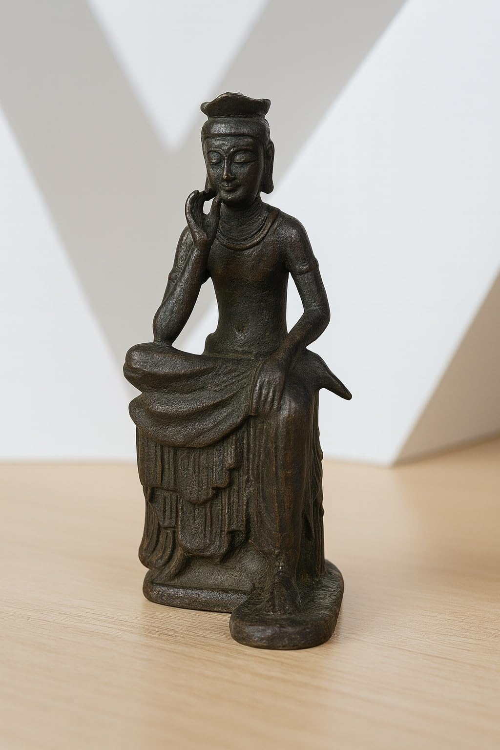 Amazon.co.jp: 弥勒菩薩 半跏思惟像 仏像 銅製 ミニ置物 高さ6.6cm