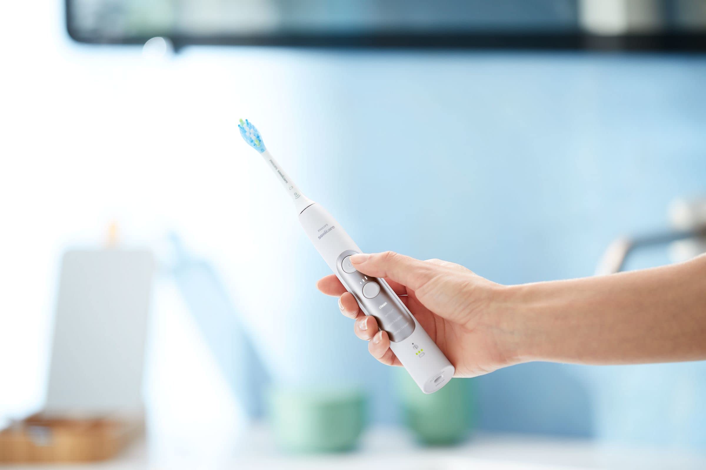 Philips Sonicare Expert Clean C3 - Spazzolino sonico con custodia da viaggio, 1 pezzo, colore: Bianco
