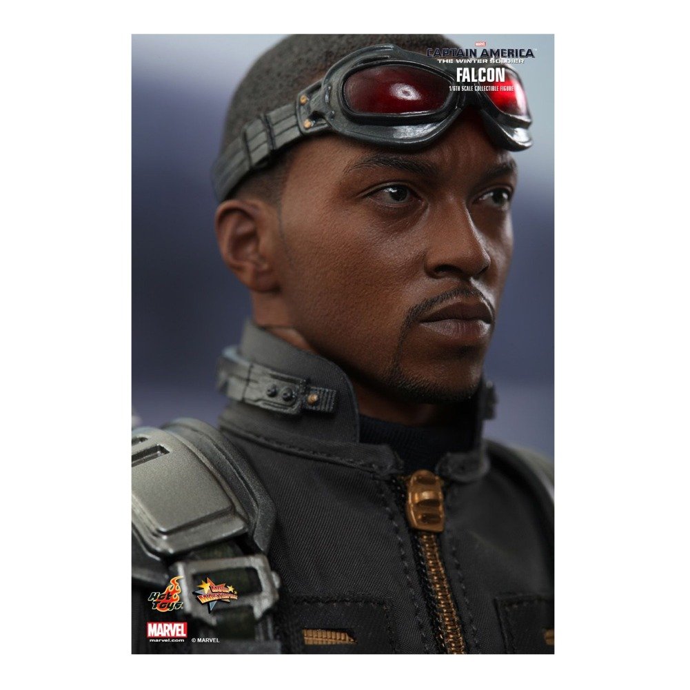 Figura Estatua Capitán América Falcon 30 cm