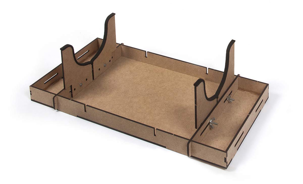 Occre Ref: 19134 Pratico Supporto da Lavoro, per modellini in Scala di Navi, Treno o Tram. Adattabile a Tutti i Tipi di scafi in Lunghezza e Larghezza. Dimensioni 462x245x130mm