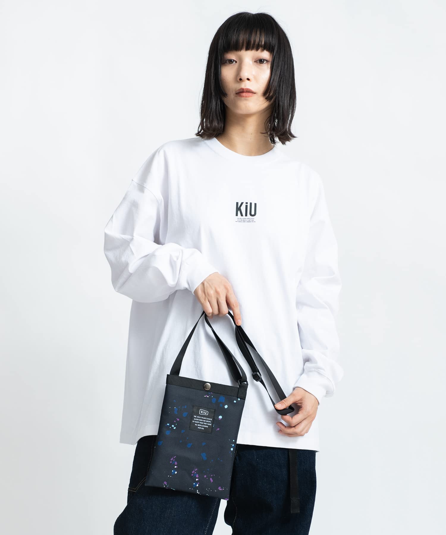 Amazon.co.jp: KiU キウ 600D サコッシュ ミニ SACOCHE はっ水 撥水