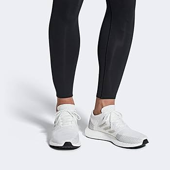 新品　アディダスピュアブースト PureBOOST GO AH2311 Amazon.co.jp: [アディダス] ピュアブースト [PureBOOST GO