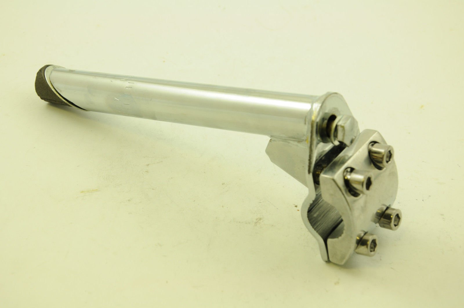 PCM RALEIGH BURNER MK1 22.2mm HANDLEBAR STEM SIT UP HIGHER ON YOUR RALEIGH BURNER MK1 OR OTHER BRANDS OF BMX 180mm EXTRA LONG (more height) BMX 4 (FOUR) BOLT HANDLEBAR STEM FOR 1ā FORKS