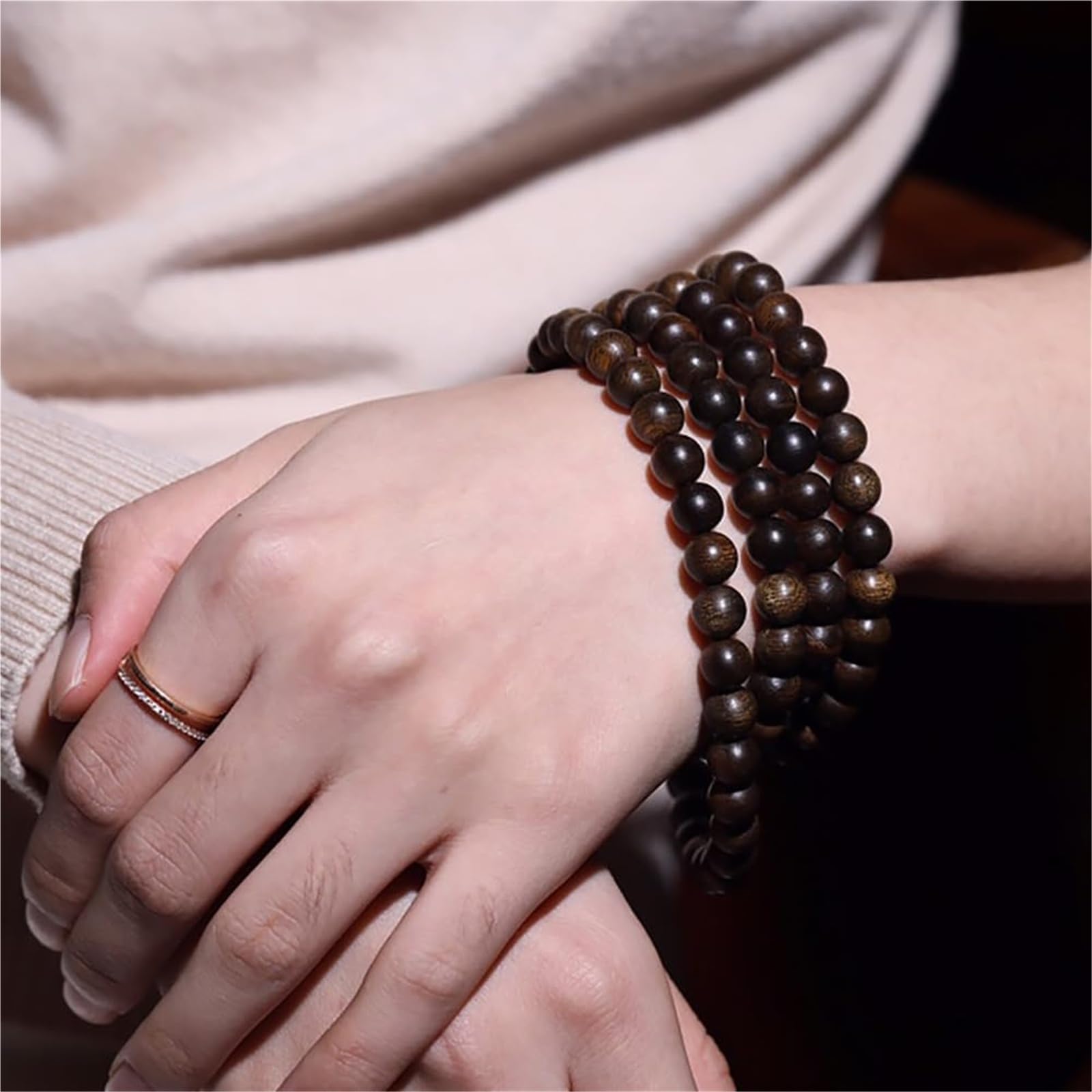 Pulsera unisex de madera de agar natural de 8 mm, 108 cuentas, hecha a mano, de sándalo, para meditación y relajación