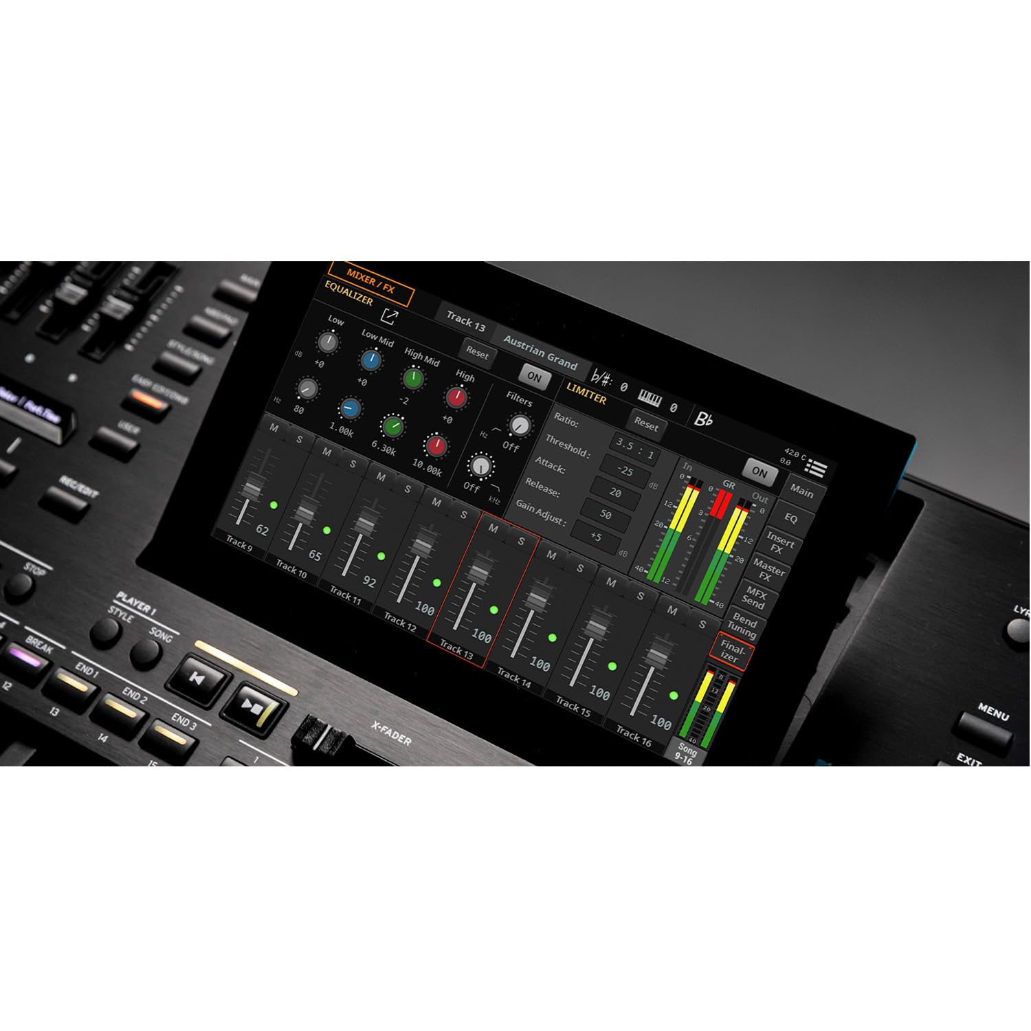 Amazon.com: Clutch Korg Pa5X-61 61-Key Workstation, Gator GK-61