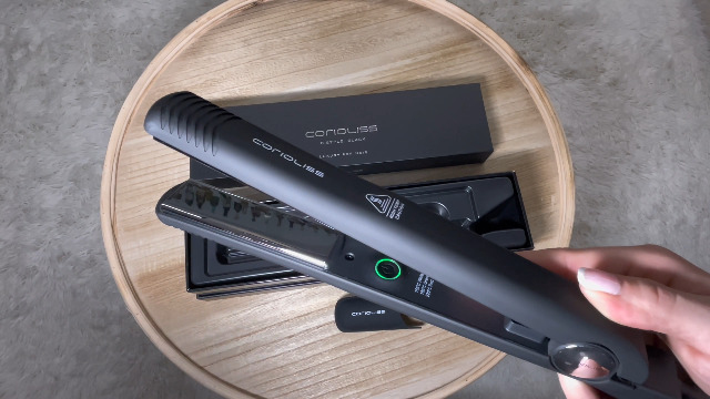 Corioliss C3 | Professional Hair Straightener | Extra Long Titanium Plates | Perfect For Straightening & Curling | Up To 235° | Ionic | Antifrizz | Leopard Gold