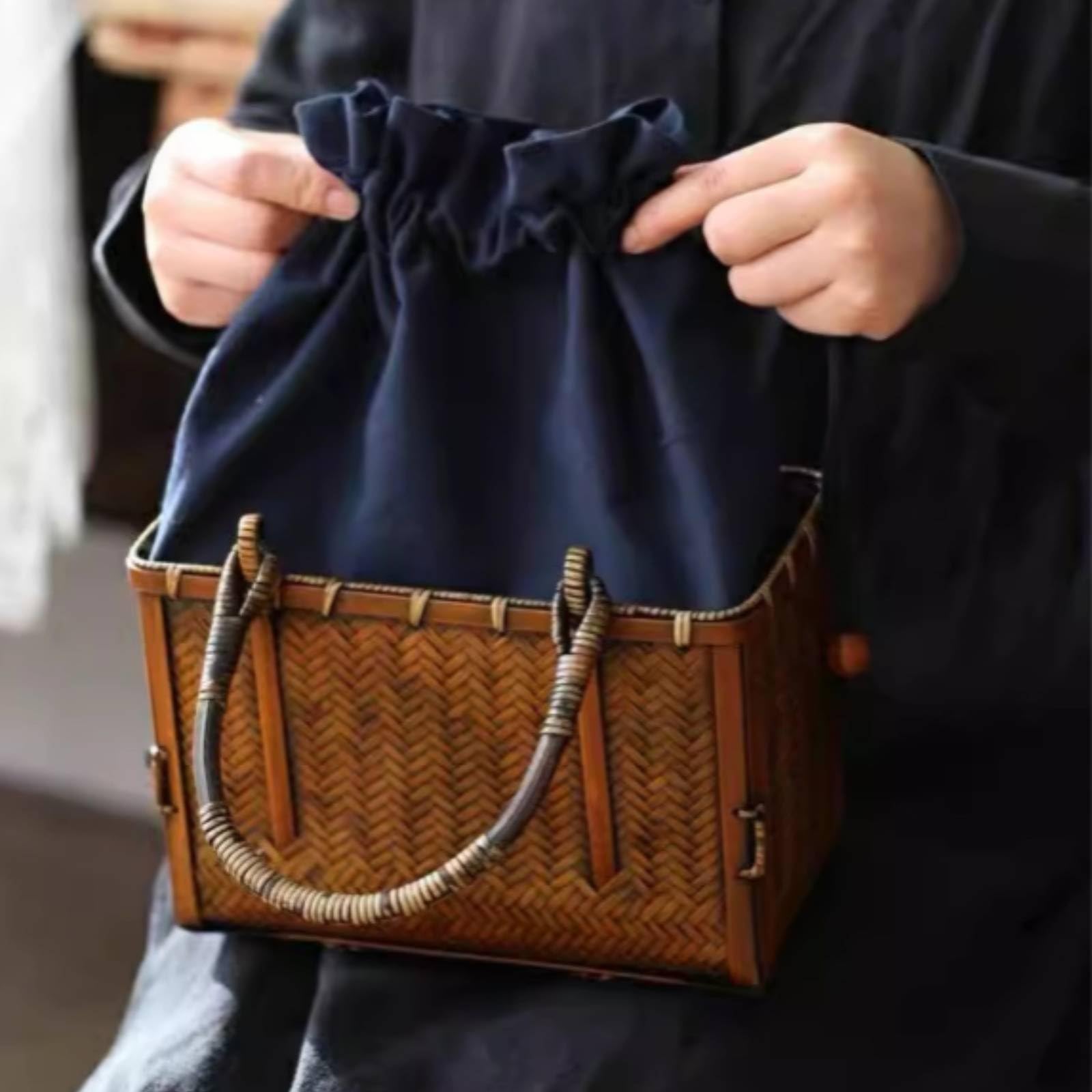 Qianly Cesta Bambú con Asa Robusta Cesta Tejida a Mano con Forro Extraíble Contenedor Apilable Tapa para Mujeres, Picnic, Size to 1