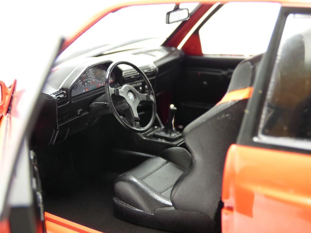 Модель автомобиля Solido BMW M3 в масштабе 1 18 1986 года выпуска красного цвета 1 шт. S1801502