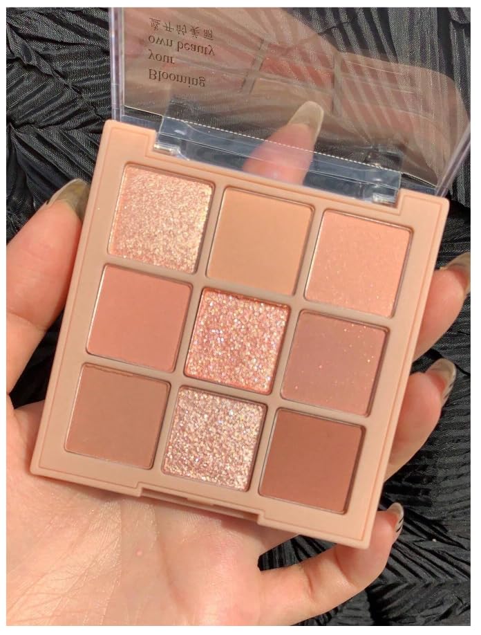 GenericGlitter & Matte Eyeshadow Palette with 9 Long-Wear Colors