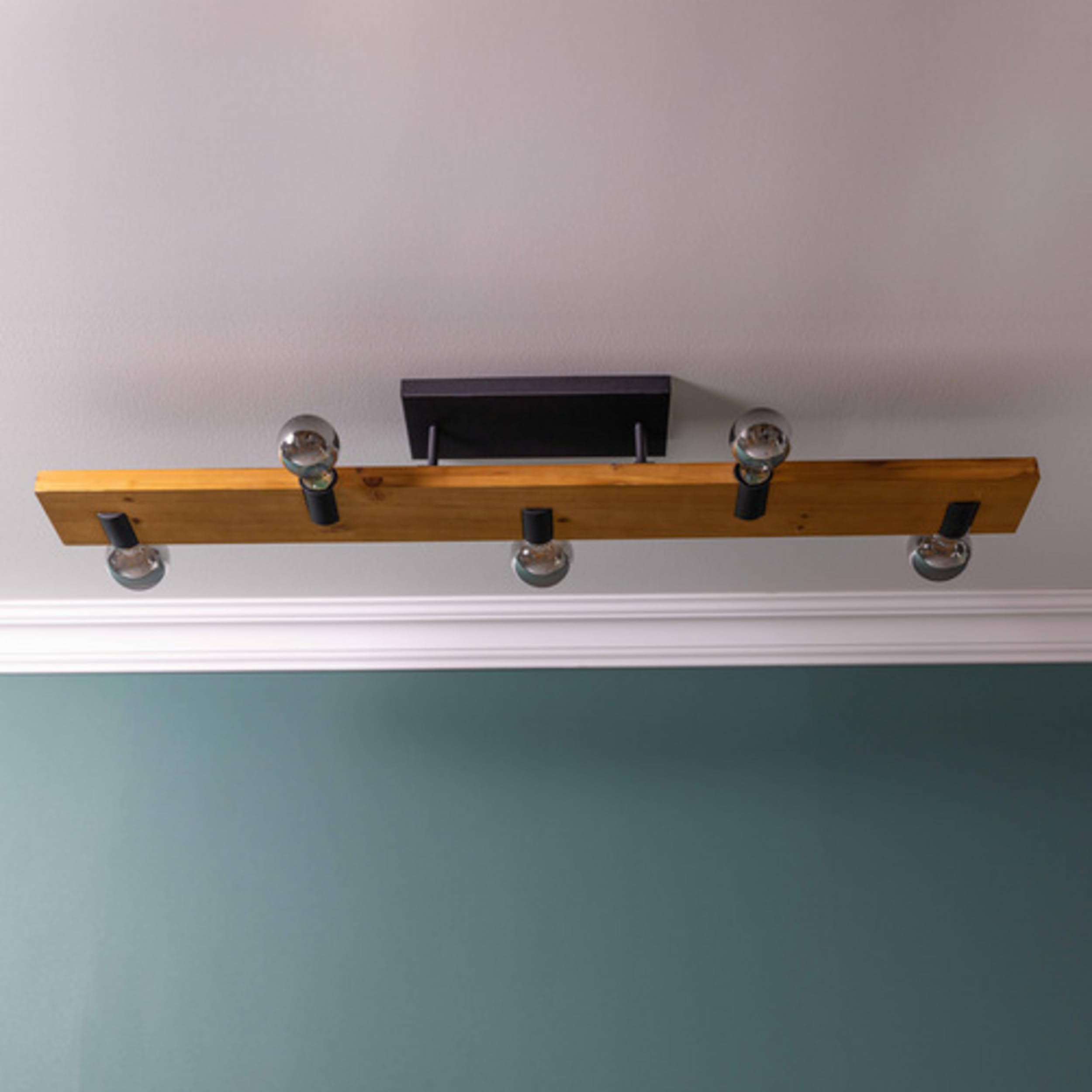 Lightbox Deckenlampe 5-flammig - im Landhausstil - rustikale Holz Deckenleuchte für Wohnzimmer, Schlafzimmer und Flur - exkl. E27 LED