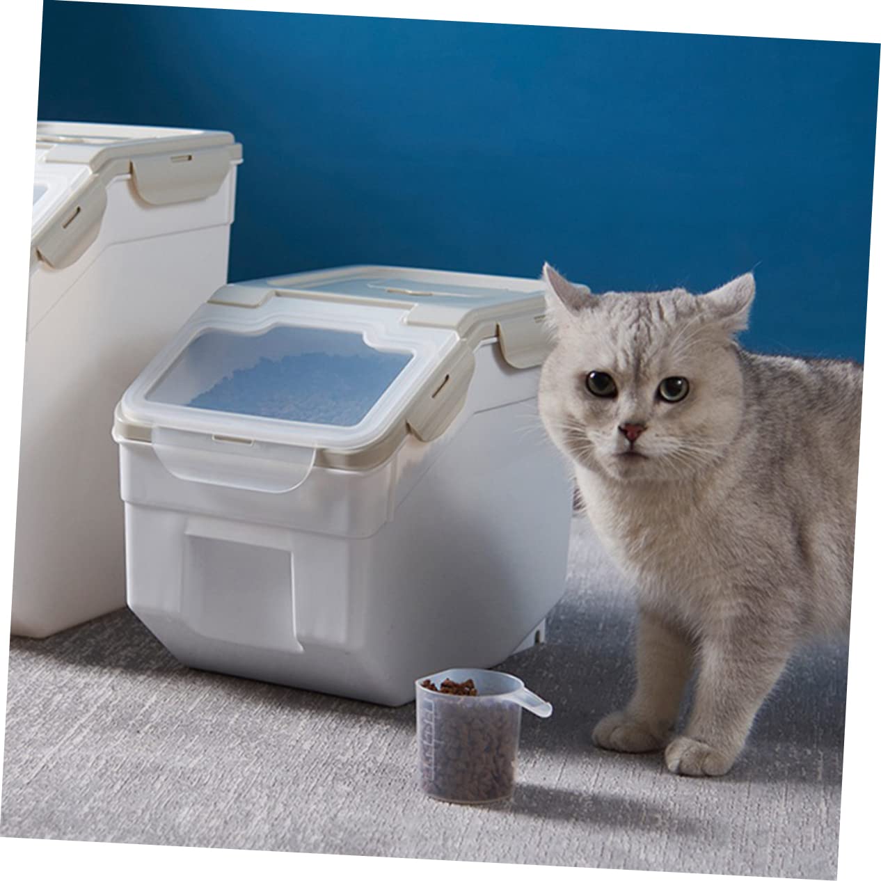 UPKOCH Contenitore per Crocchette Animali Domestici in Pp Design Ermetico e Affidabile, Barile Beige Semplice e Raffinato, per Conservare Cibo Asciutto e Alimenti per Animali