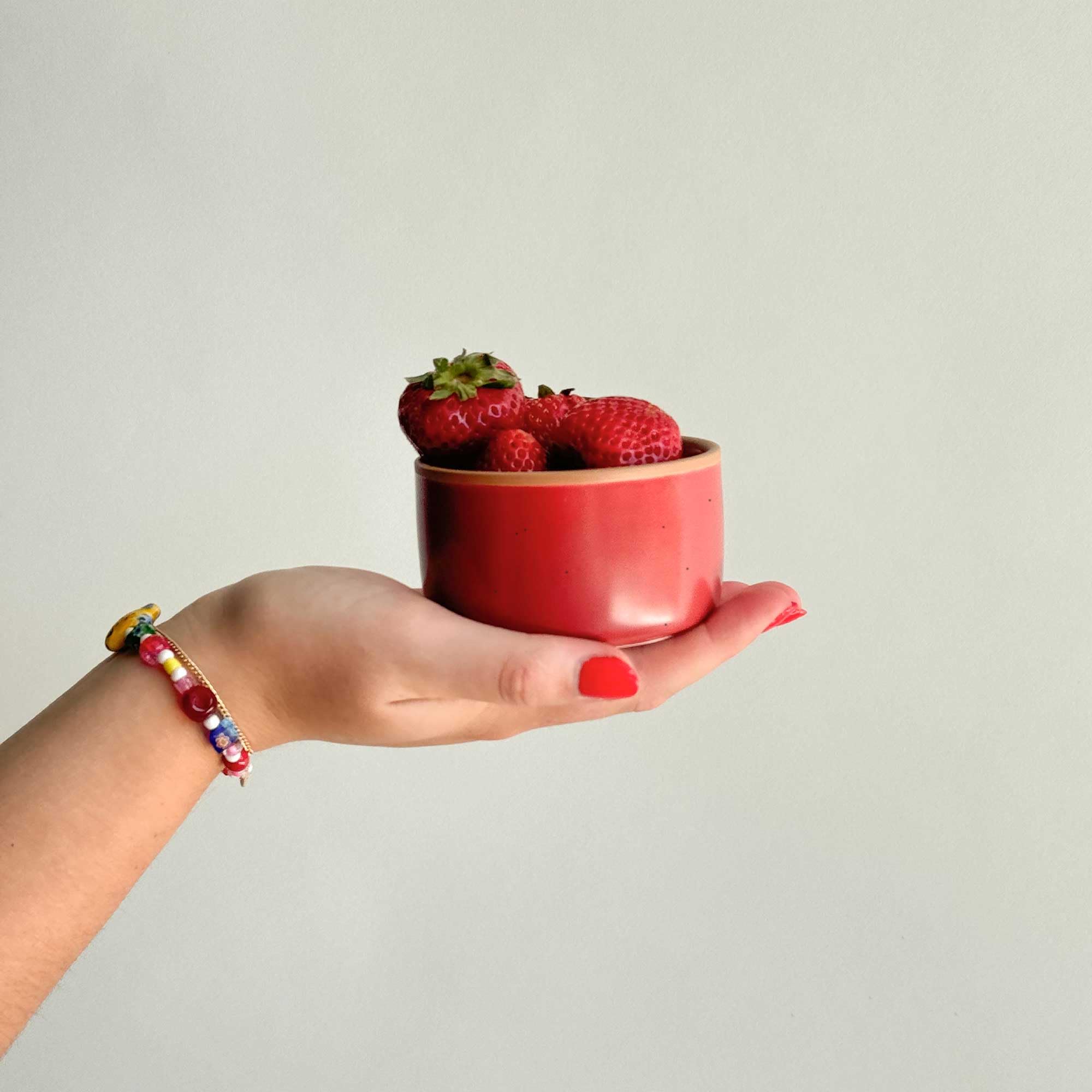 Mora - Ramequines de cerámica – 4 onzas, juego de 6 – Pequeños platos para hornear aptos para horno – para pudín personal, crema brulee, soufflé, salsa para servir, natillas, helados – Mini cuencos