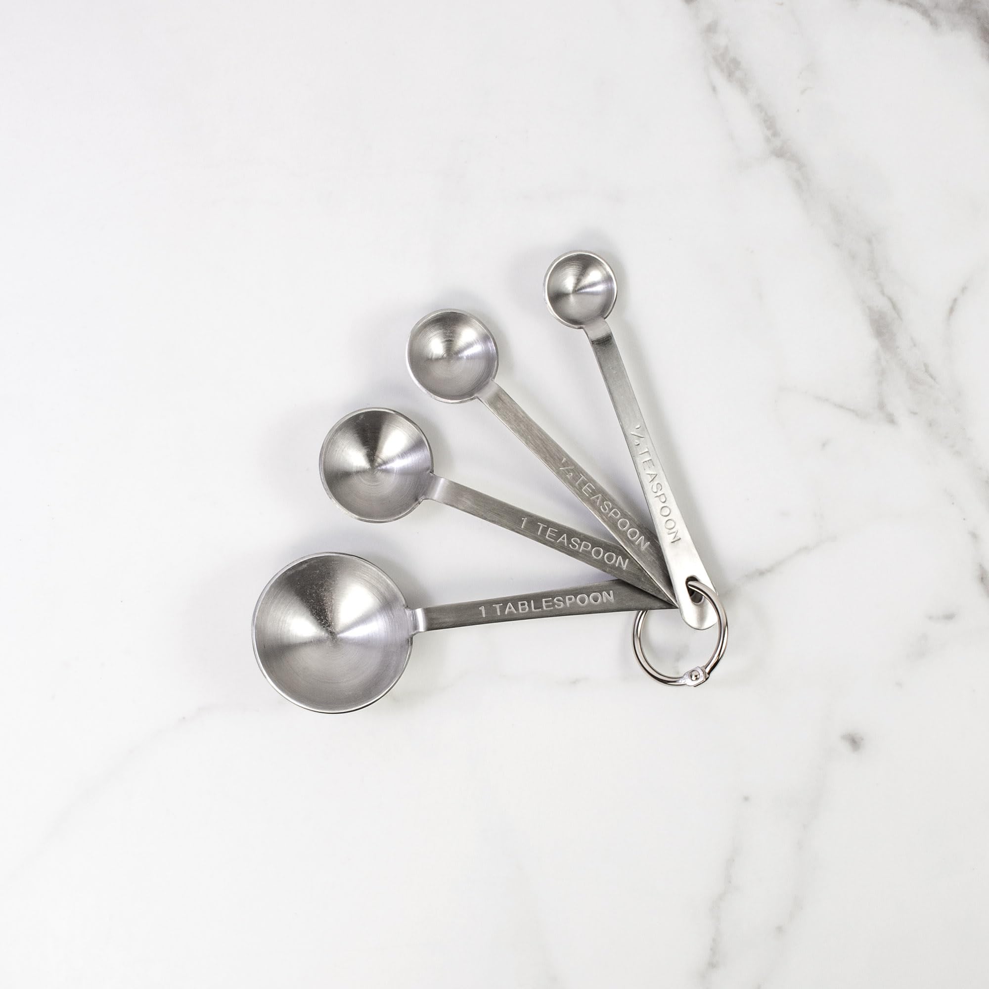 HIC Juego de cucharas medidoras de acero inoxidable Juego de 4 cucharas medidas. - plata