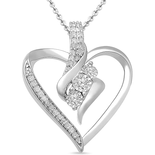 Amazon Essentials Diamond 3 Stone Pendant Necklace (1/4 cttw), 18" (previously Amazon Collection)