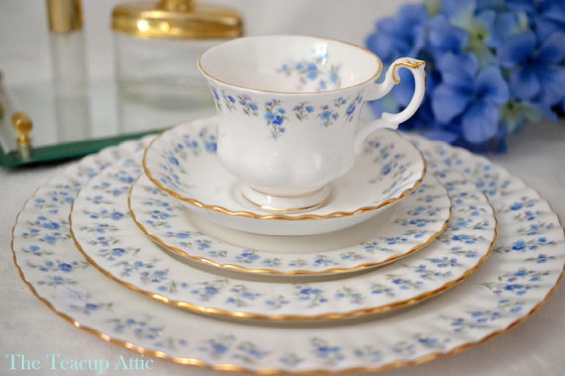 Buy Royal Albert Memory Lane 20 Piece Dinner Setfirst Quality, 1962