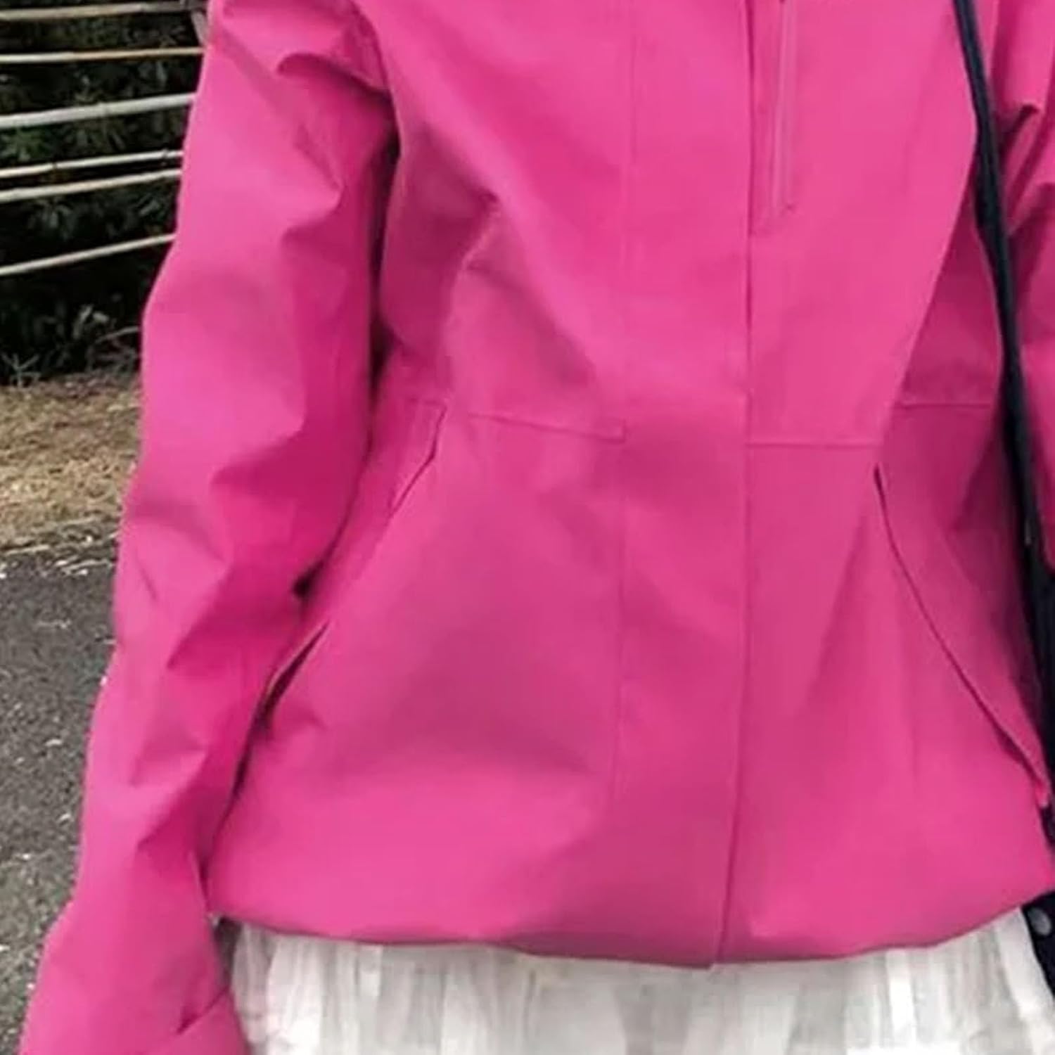 Hard Jacket for Women Outdoor Windproof Waterproof Breathable Professional Mountaineering