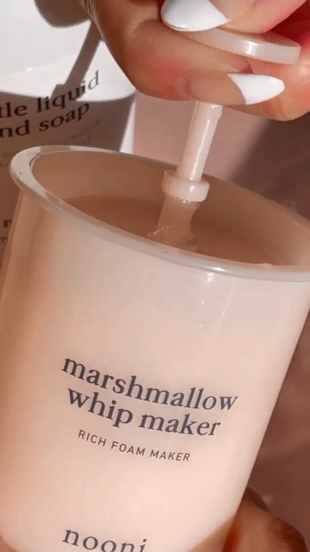 nooni gentle rich foam with marshmallow whip maker