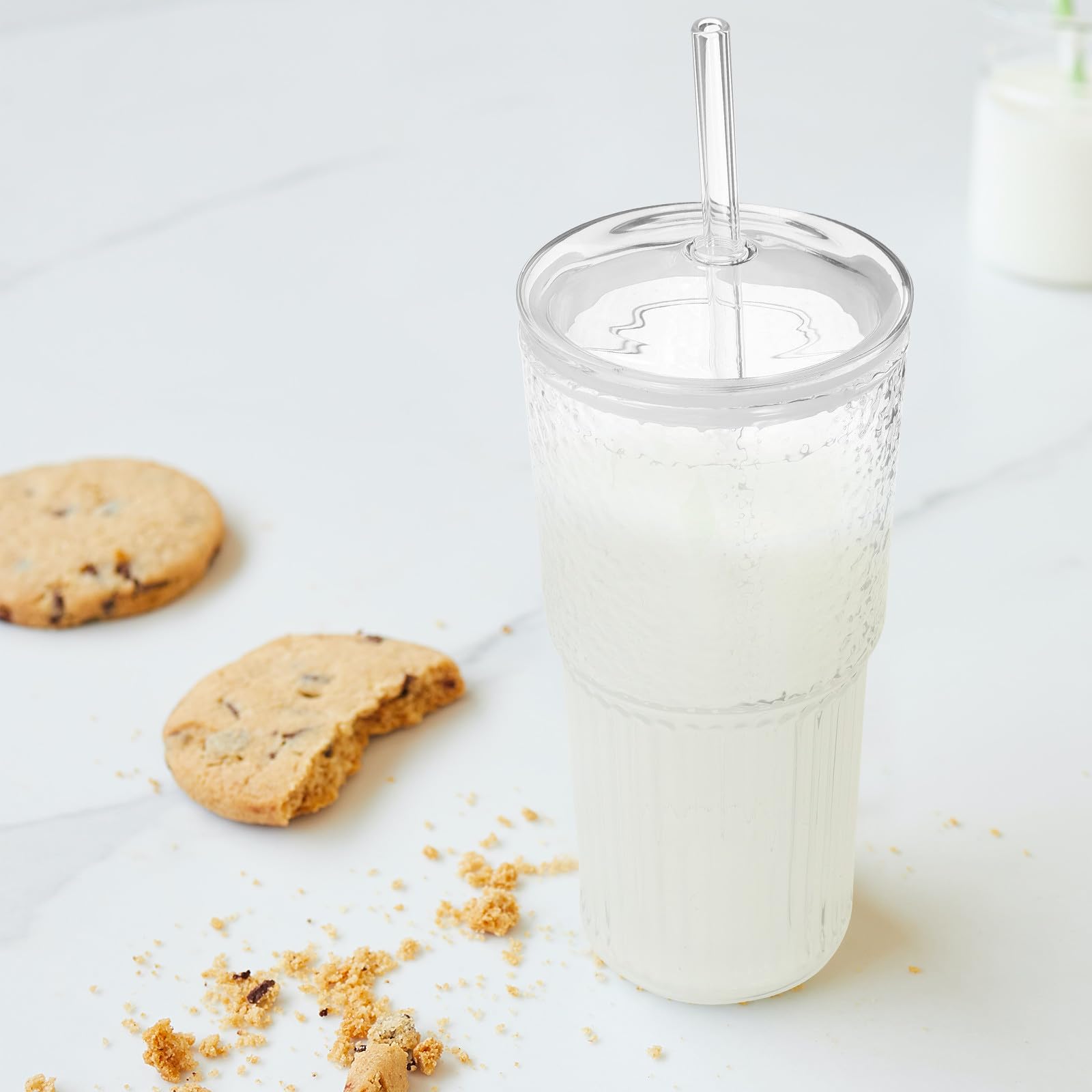 Angoily Glas Trinkbecher Großes Fassungsvermögen Glatte Oberfläche 650ml 2 Stück mit Deckel und Strohhalm für Cafés und Hotels