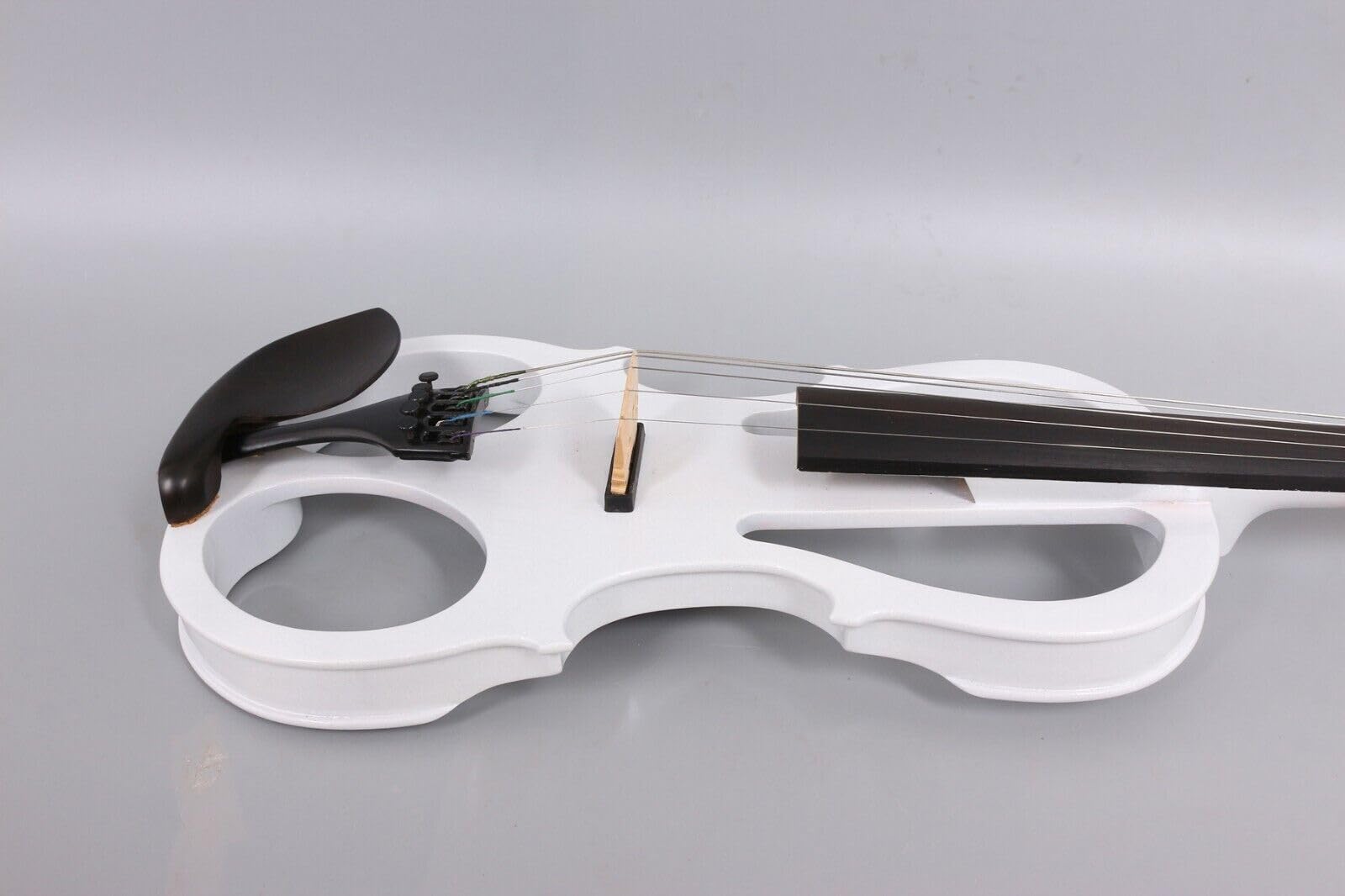 Violín eléctrico de tamaño Completo, Cuerpo de Madera Maciza, herrajes de ébano, silencioso, con Estuche, Arco y Cable, para Principiantes, Estudiantes y Adultos, Estilo EV5 (Azul) (Blanco,