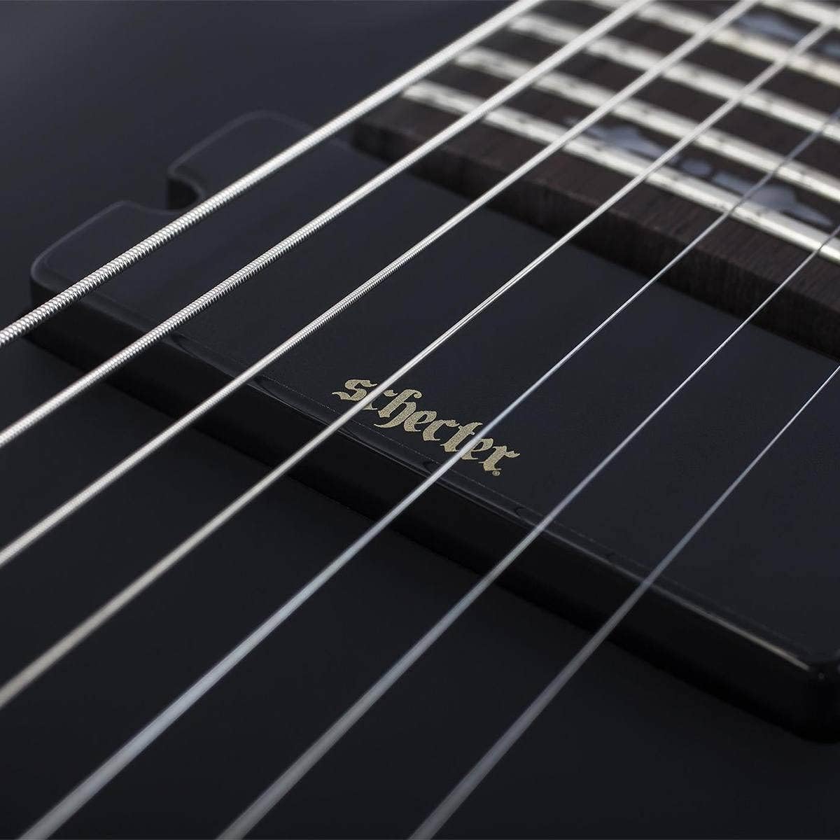 Schecter Chitarra elettrica a 7 corde a corpo solido, satinato nero invecchiato (3662)