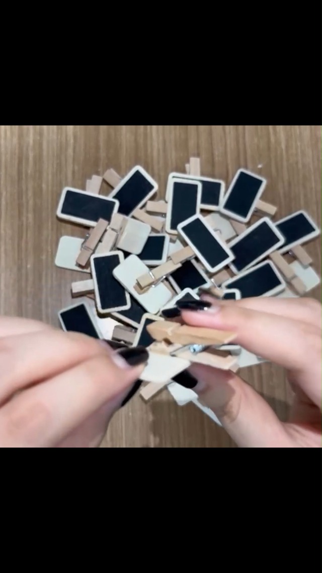 50 Mini Lavagnette In Legno Con Clip - Lavagnette Per Messaggi, Etichette E Decorazioni Per Matrimoni E Eventi - Foto 7