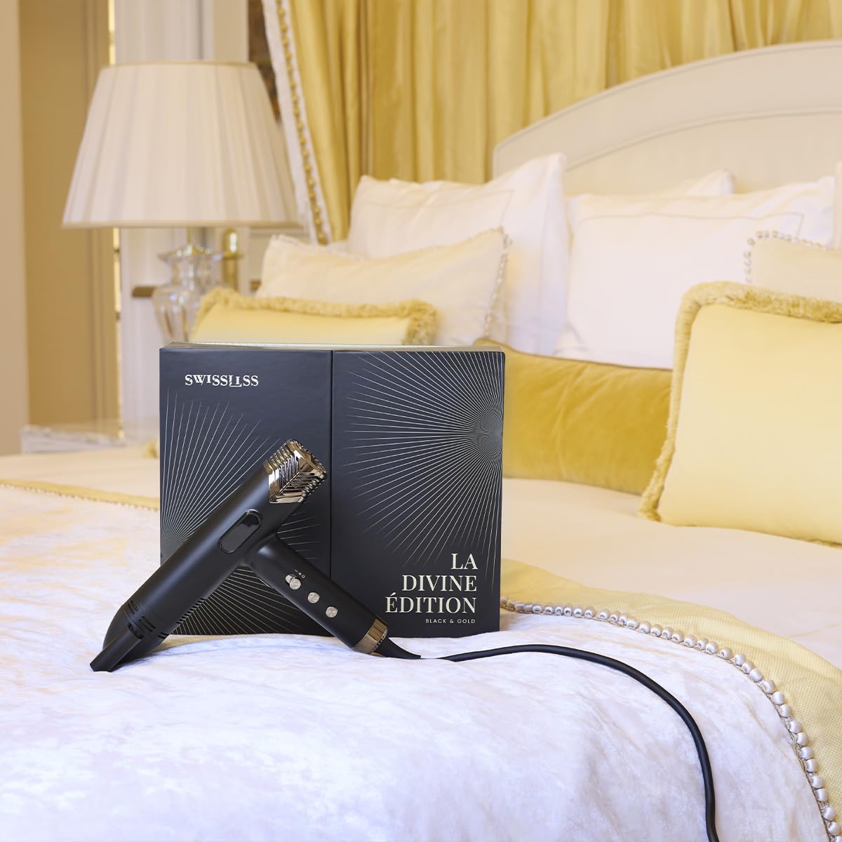 SWISSLISS – Secador de pelo La Divine Edition Black & Gold – Kit de hebillas – Motor sin escobillas 120000 rpm – 1800 W