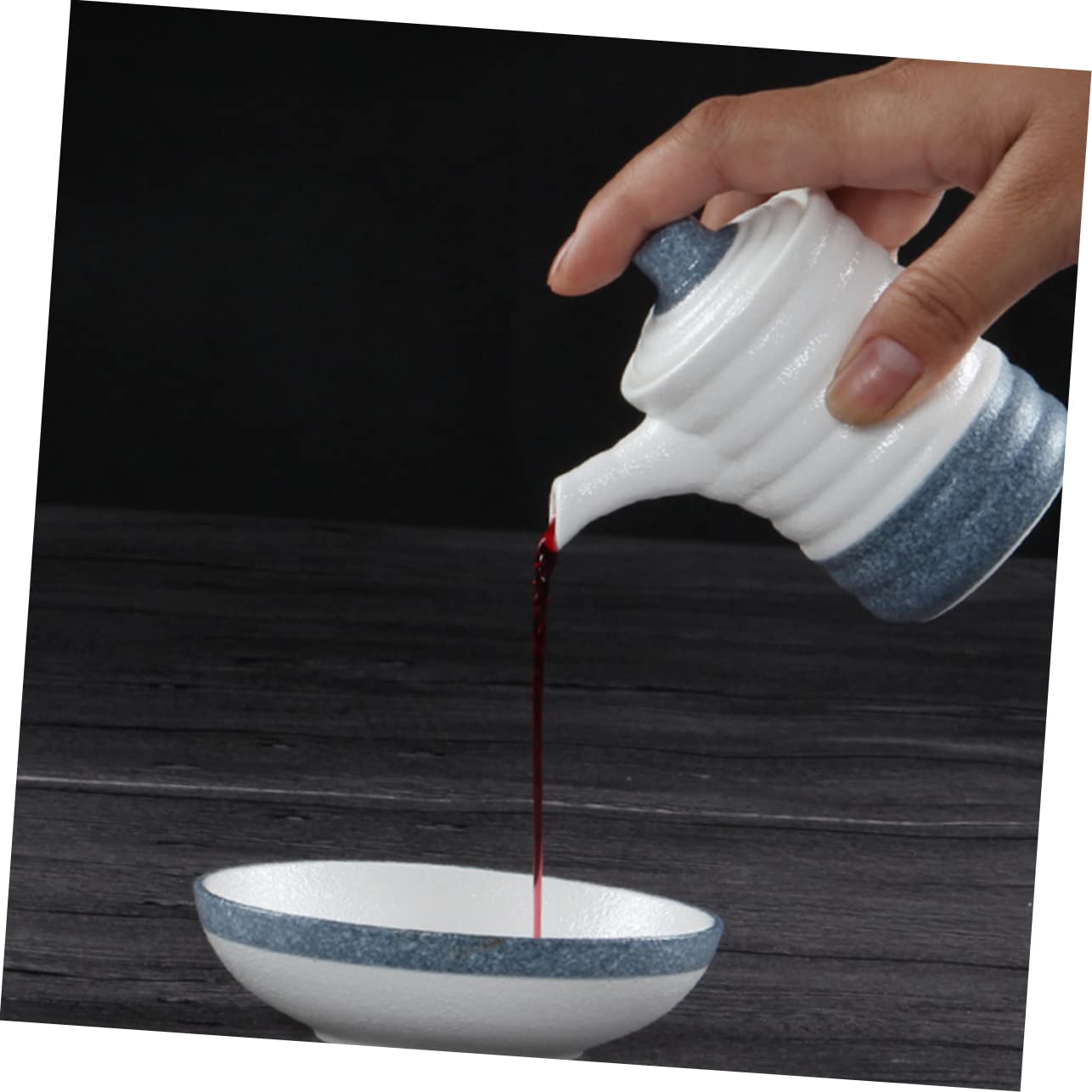 Cabilock Japanese Spice Jar Ceramic Condiment Storage Can with Tight Seal for Home Use and Heat Resistant for Kitchen Seasoning Organization