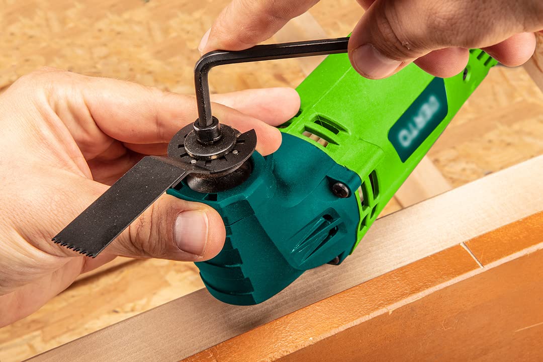 Grupa Topex 51G330 Utensile Multifunzione 200W, Numero Oscillazioni 15000-21000Min-1, Verde Scuro Intenso