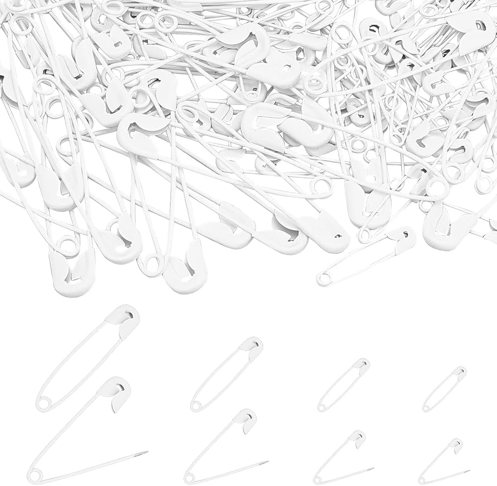 arricraft About 200 Pcs 4-Size White Safety Pins, White Spray Painted Safety Pins, Sewing Accessories Kit for Clothes Crafts Sewing Jewelry Making, 0.75"/19mm - 1.77"/45mm
