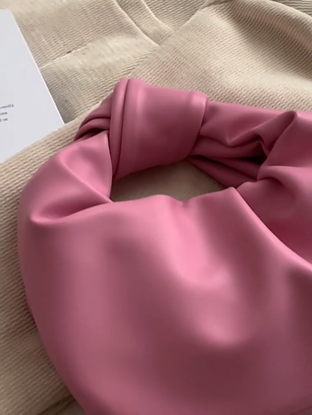 Bolso de mano de cuero arrugado en forma de nube para mujer miniatura 7