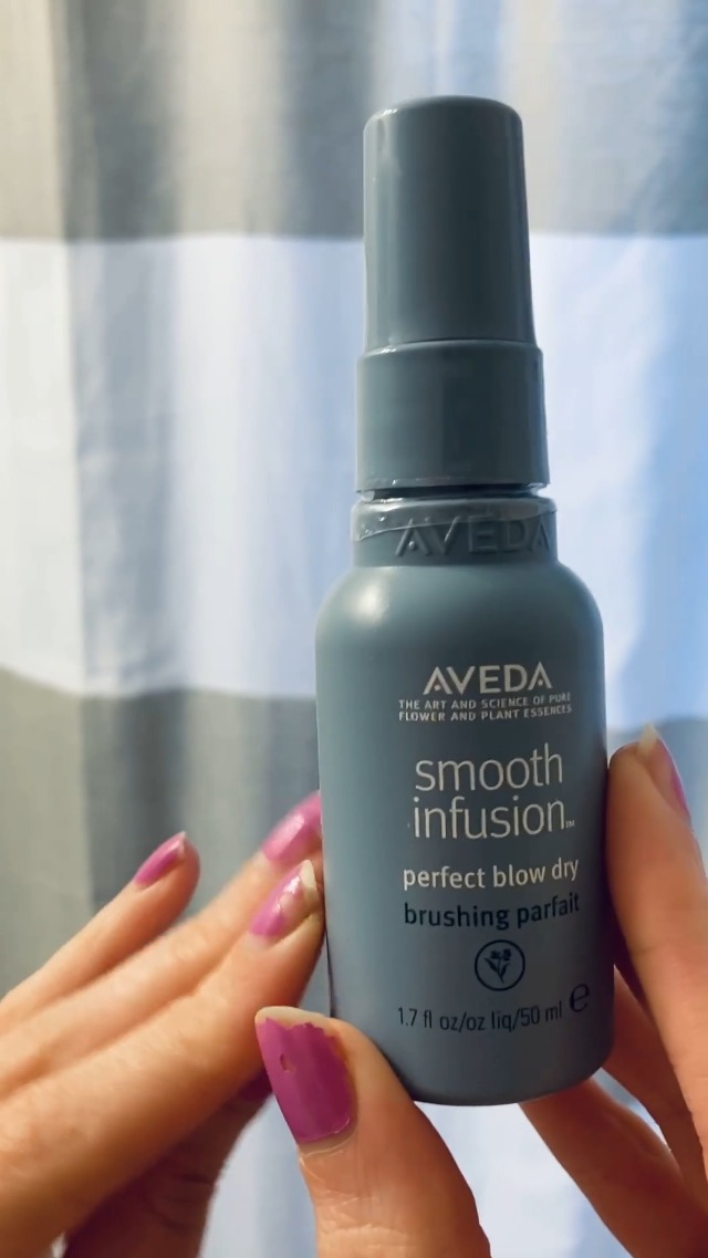 Watch In Hand Review of Aveda Smooth Infusion Perfect Blow Dry on
