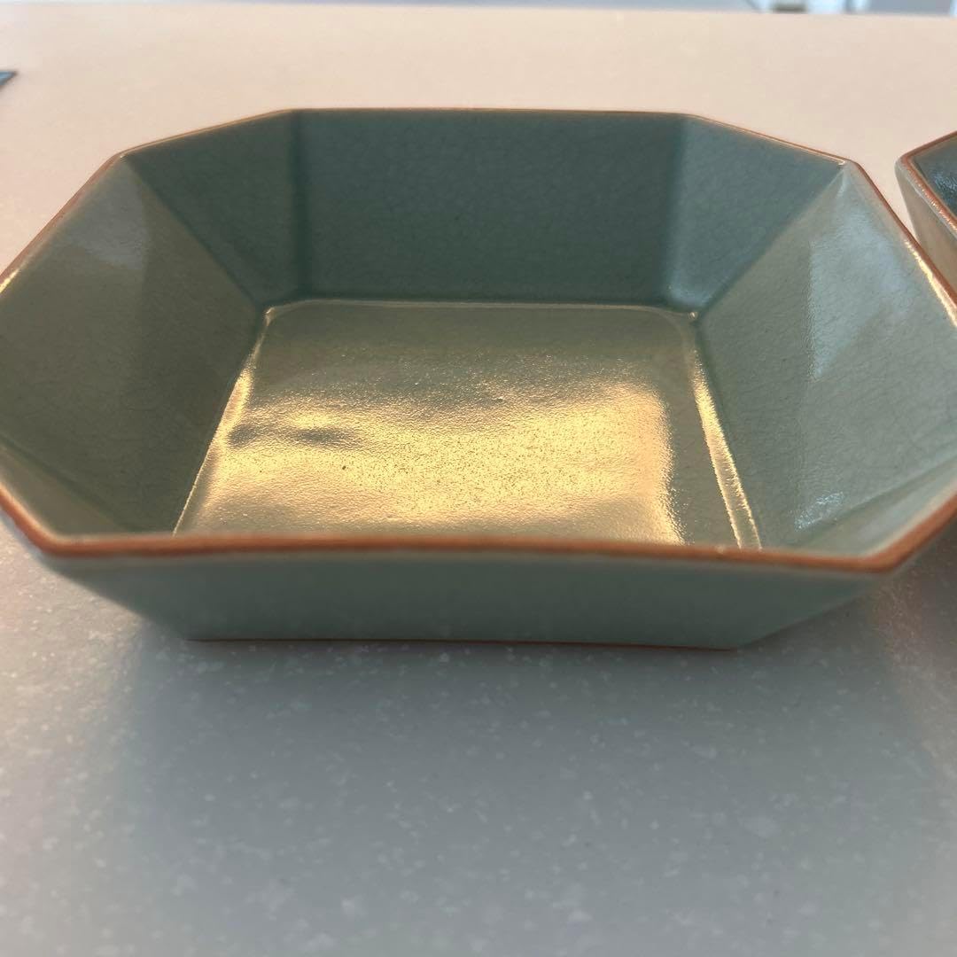 セラドン焼き　サイアムセラドン　平皿4点セット 小皿 花柄 タイ セラドン焼 セラドン焼き タイ王国 焼き物 グリーン 青