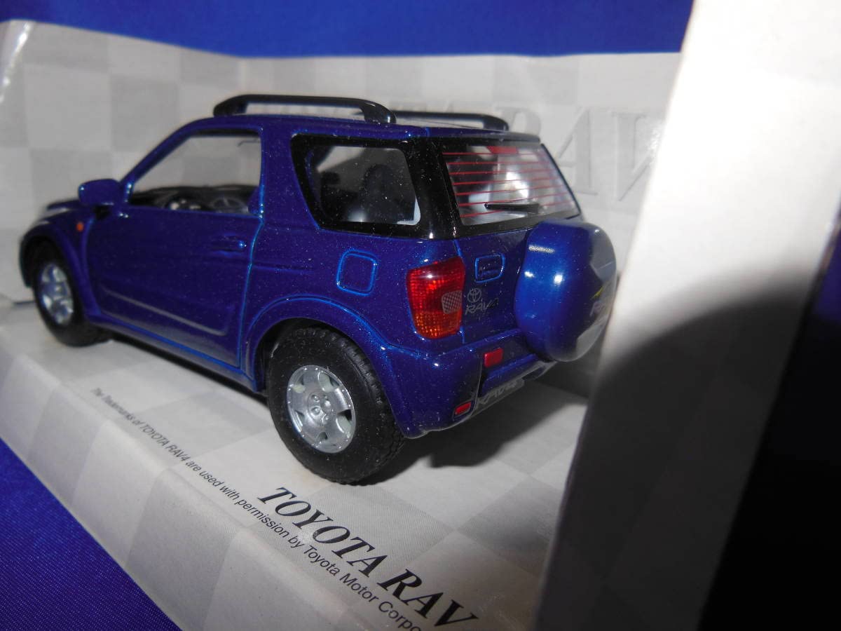 Amazon | 1/32 トヨタ RAV4 青 BLUE KINSMART 木村拓哉 キムタク