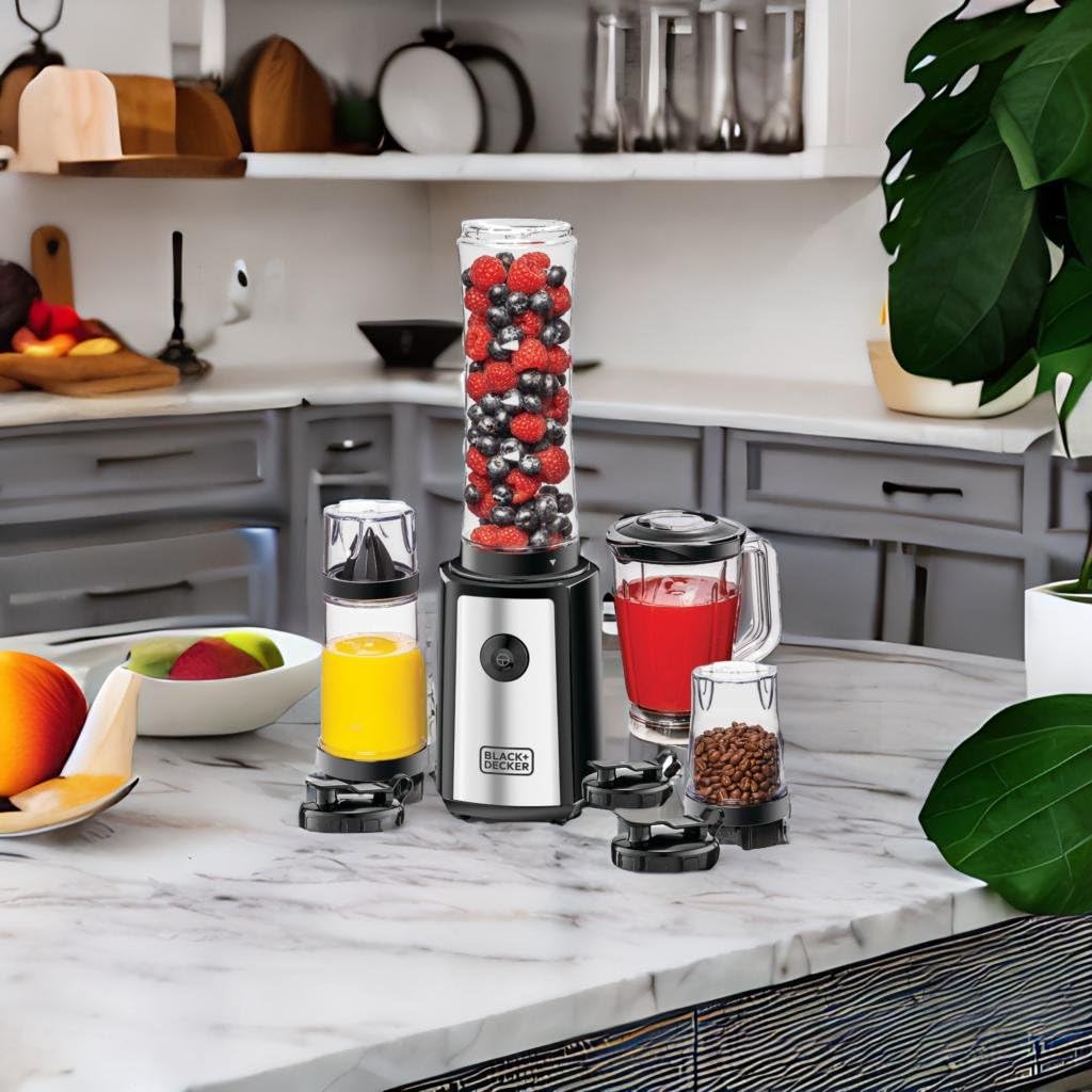 خلاط رياضي شخصي صغير من بلاك اند ديكير، بقوة 300 وات، 16 قطعة 4 في 1، لصناعة عصير السموذي واداة عصر الحامض ومطحنة، فضي/ اسود- موديل SBX300BCG-B5، ضمان لمدة عامين، 300.0 واط صورة المنتج 5