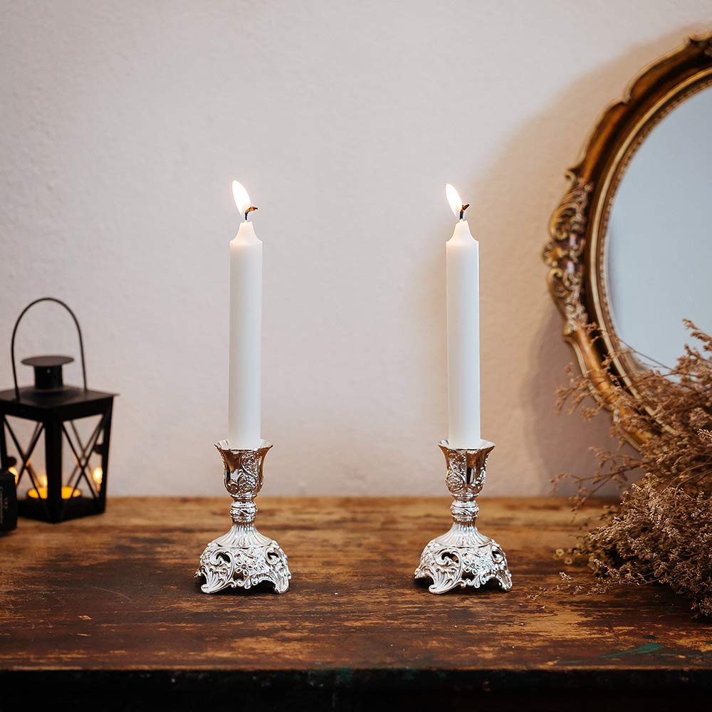 Sziqiqi Juego de 2 Candelabros de Metal Portavelas Plata para Comedor Mesa de Centro de Mesa Boda Decoración, Candelabros Adornados para Velas Shabat Taper, Argento